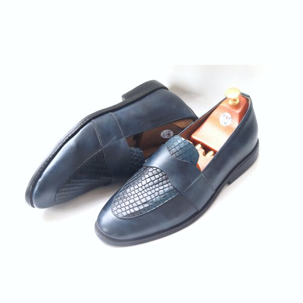 Navy blue Wisdom Loafer