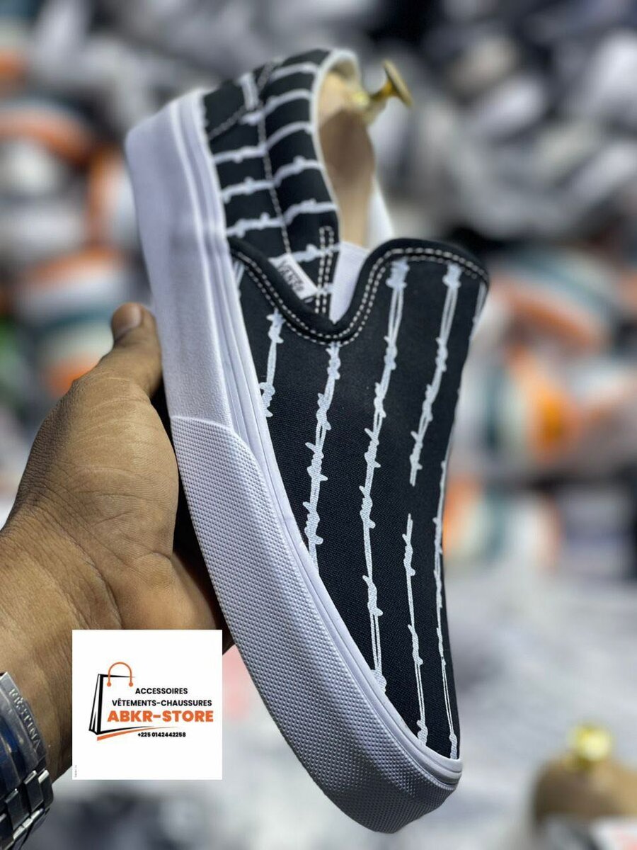 VANS DISPONIBLE