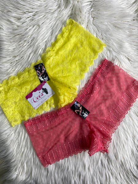 Strings et culottes pour femmes