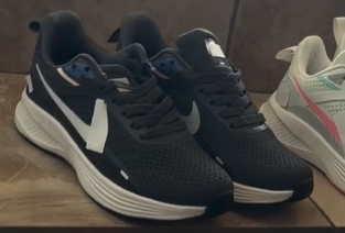 кроссовки женские