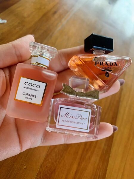 Parfums Miniatures de Luxe