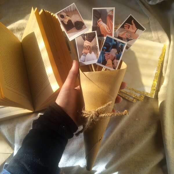 Polaroids bouquet