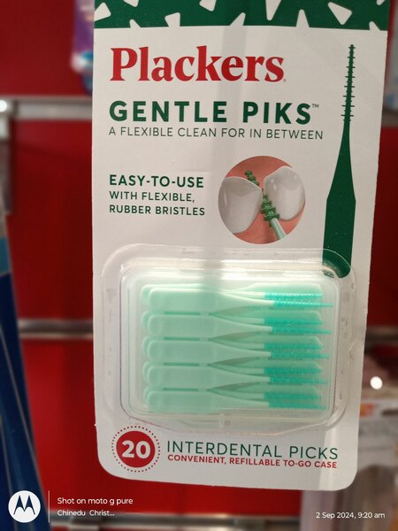 Plackers gentle pick floss