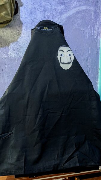 MONEY HEIST GRAPHICS TEE