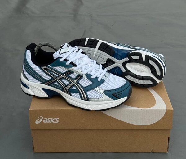 Chaussures Asics pour hommes