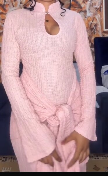 Robe pull rose élégante