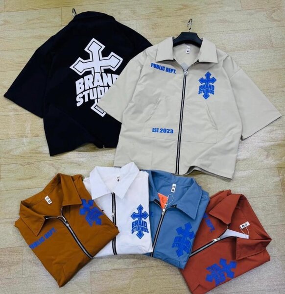 Chemise à manches courtes unisexe