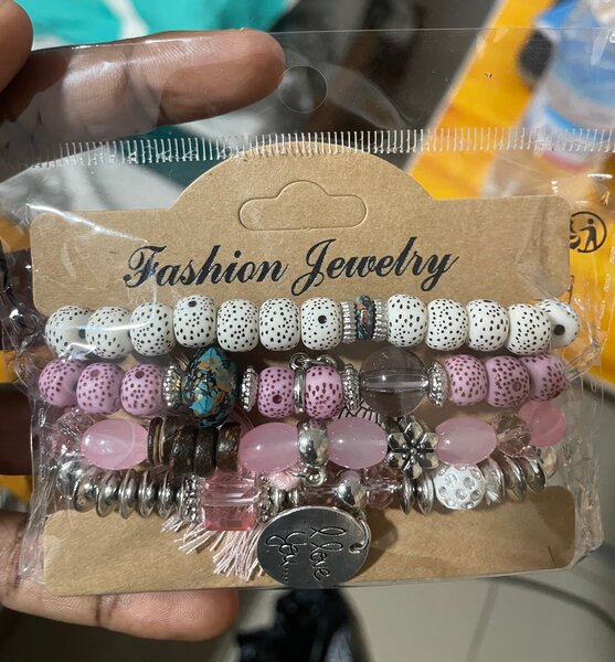 Bracelet