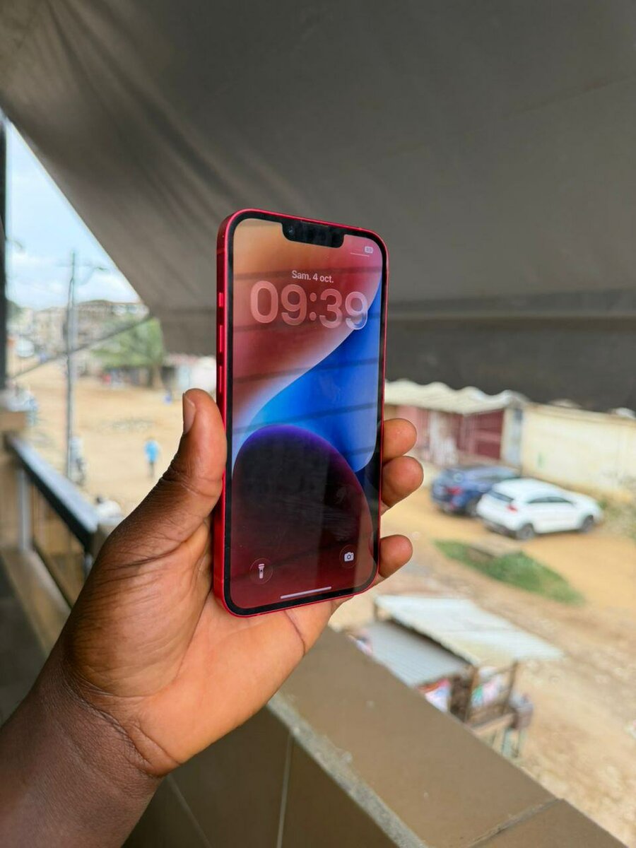 Iphone 13 couleur rouge 128 Go