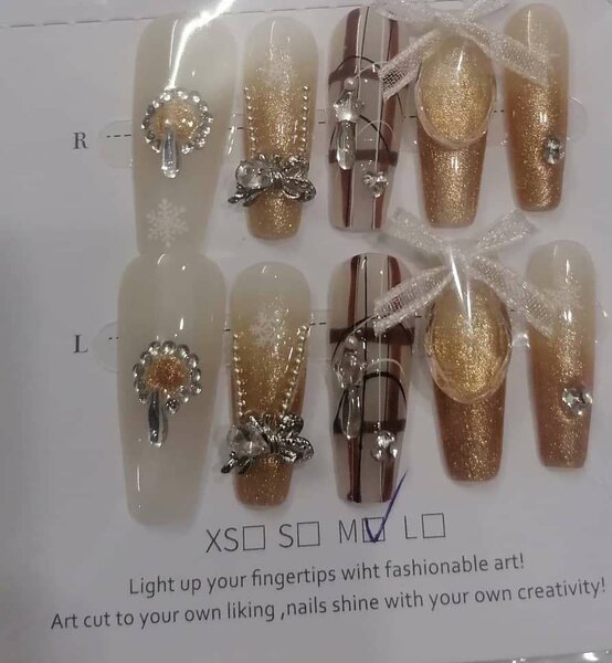 faux ongles