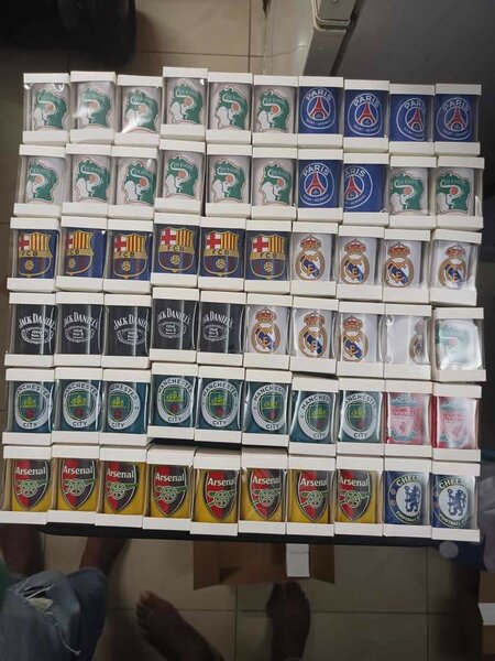 DECAPSULEUR AUTOMATIQUE