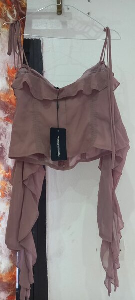 Haut à épaules dénudées élégant