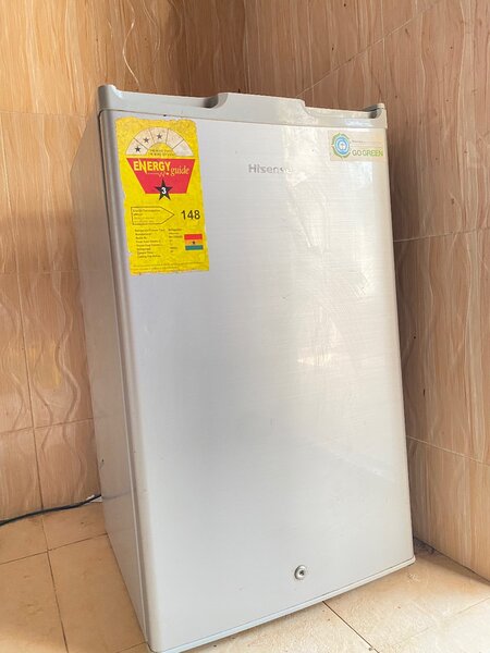 Hisense Single Door Table Top Fridge