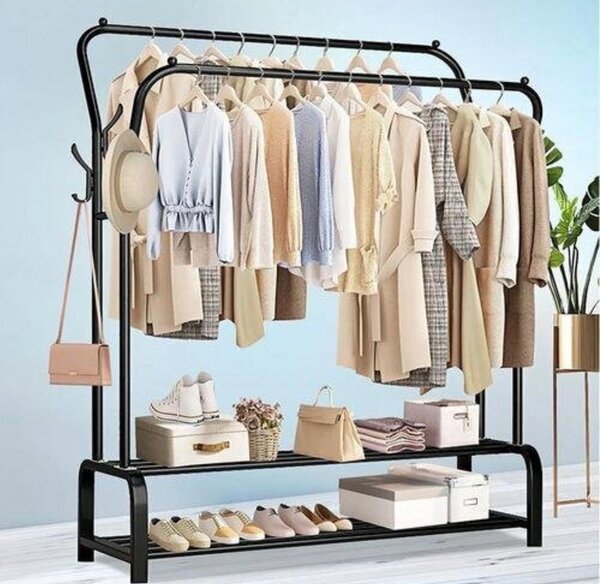 Porte-vêtements avec étagère à chaussures