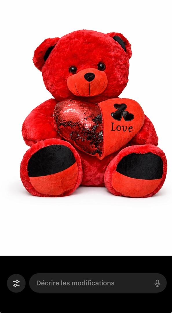 Ours en peluche rouge avec cœur