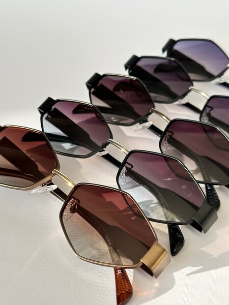 Стильные трендовые очки в лучшем качестве