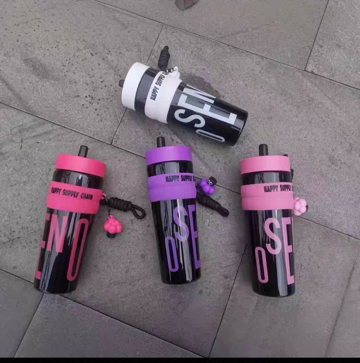 Bouteille d'eau sportive colorée