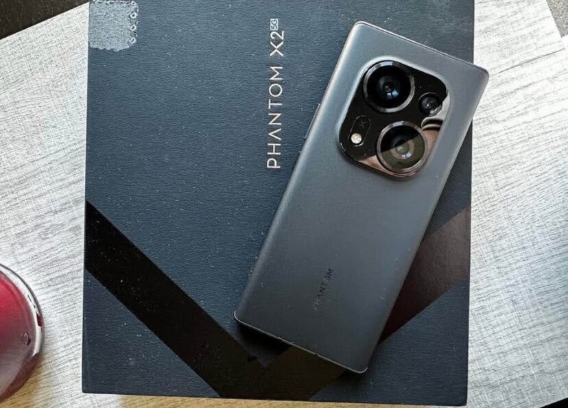 Smartphone Phantom X2 Pro
