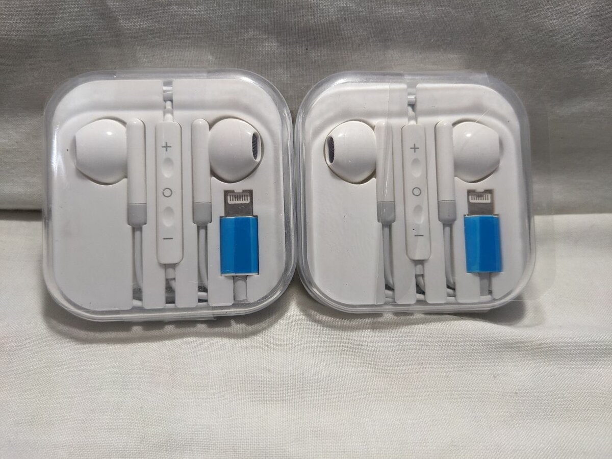 Apple headsets lightning  Comf