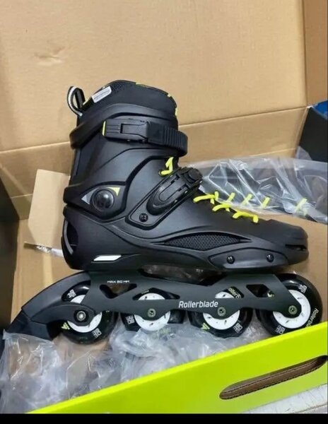 Rollers de vitesse élégants