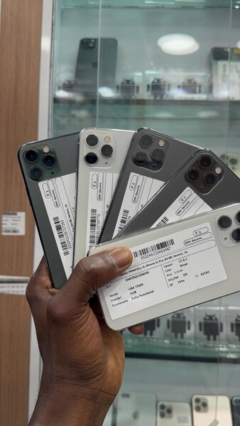 iPhone 13 Pro Casi neuf