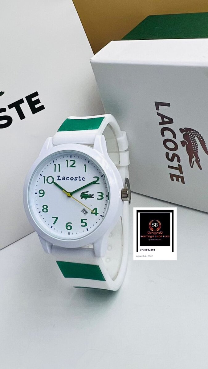 Montre Lacoste  bracelet  100% en gomme avec sa boîte