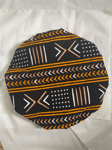 Bonnet mi-PAGNE-mi-SATIN (L)