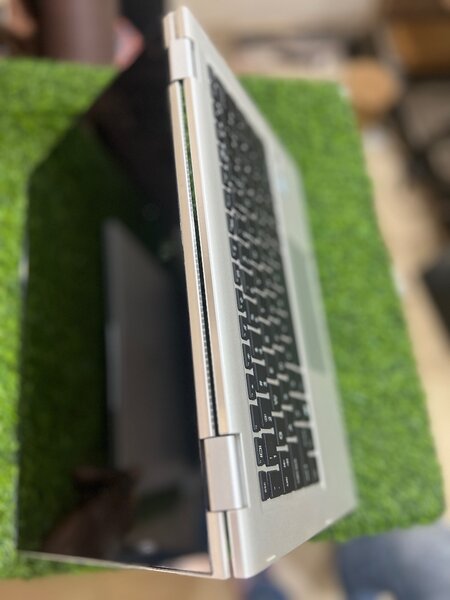 HP EliteBook 1030 G2