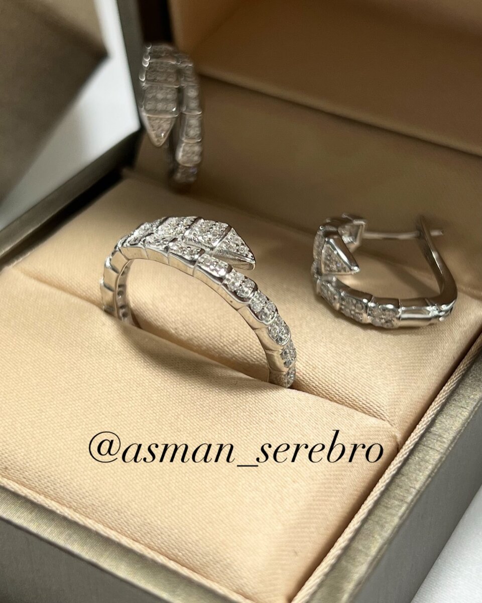 Цепочки, кольца и серьги