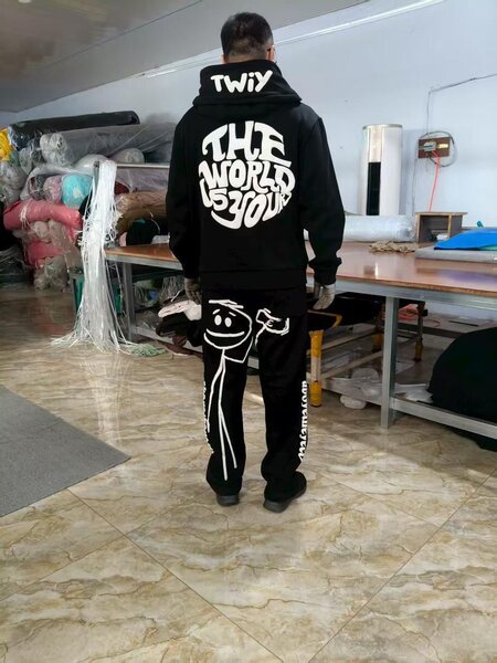 Ensemble jogging fun TWLY