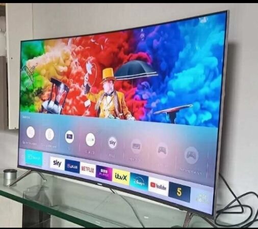 Téléviseur UHD incurvé 55"