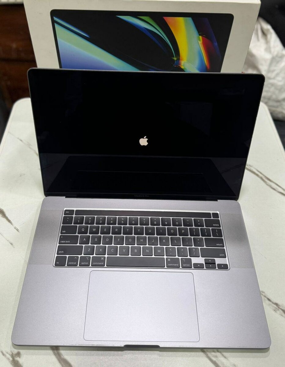 macbook pro retina i7 2019