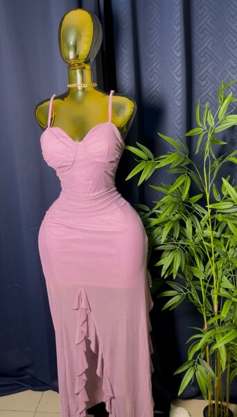 Robe longue élégante rose