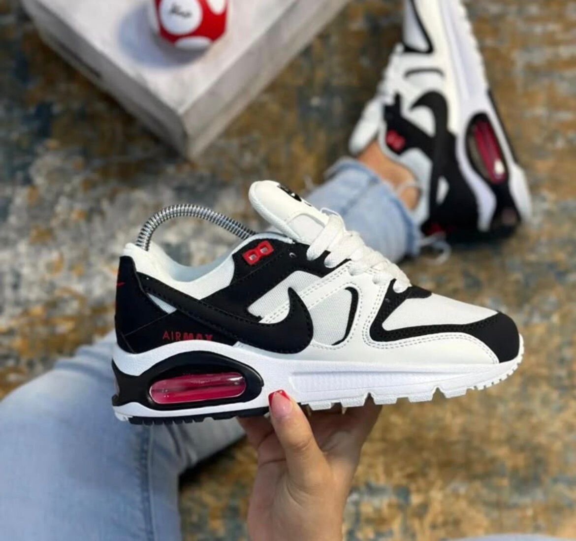 Nike Air Max Command