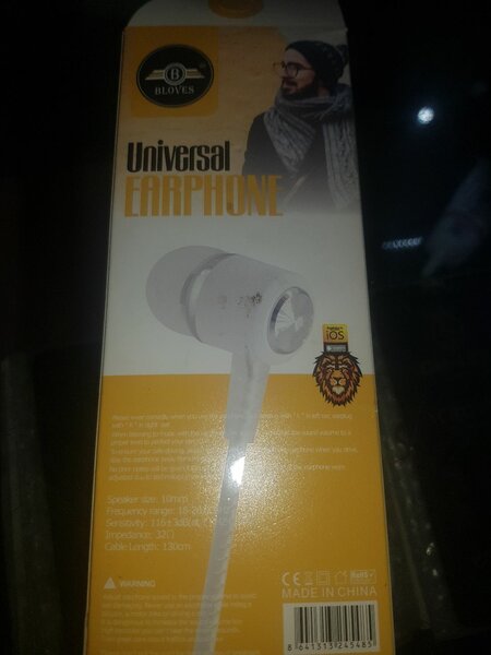 Universal Ear phone