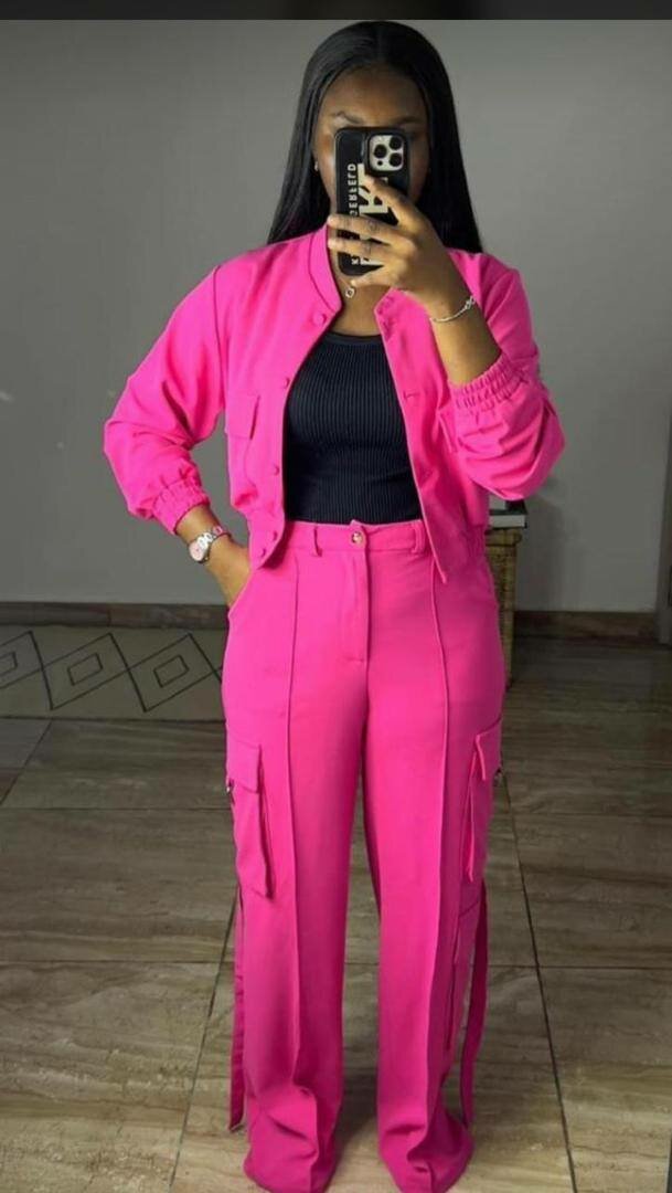 Ensemble pantalon et haut de qualité