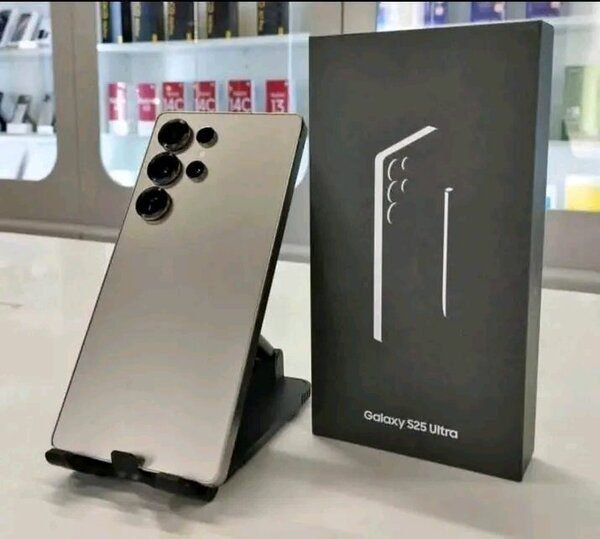 Galaxy S25 Ultra Smartphone