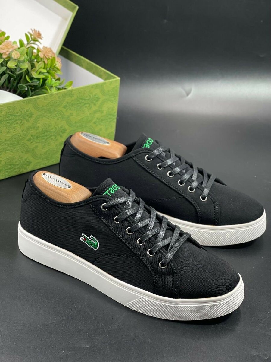 LACOSTE CLASSIC WEAR