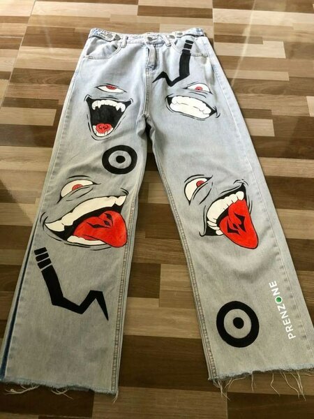 Jeans imprimés animés tendance