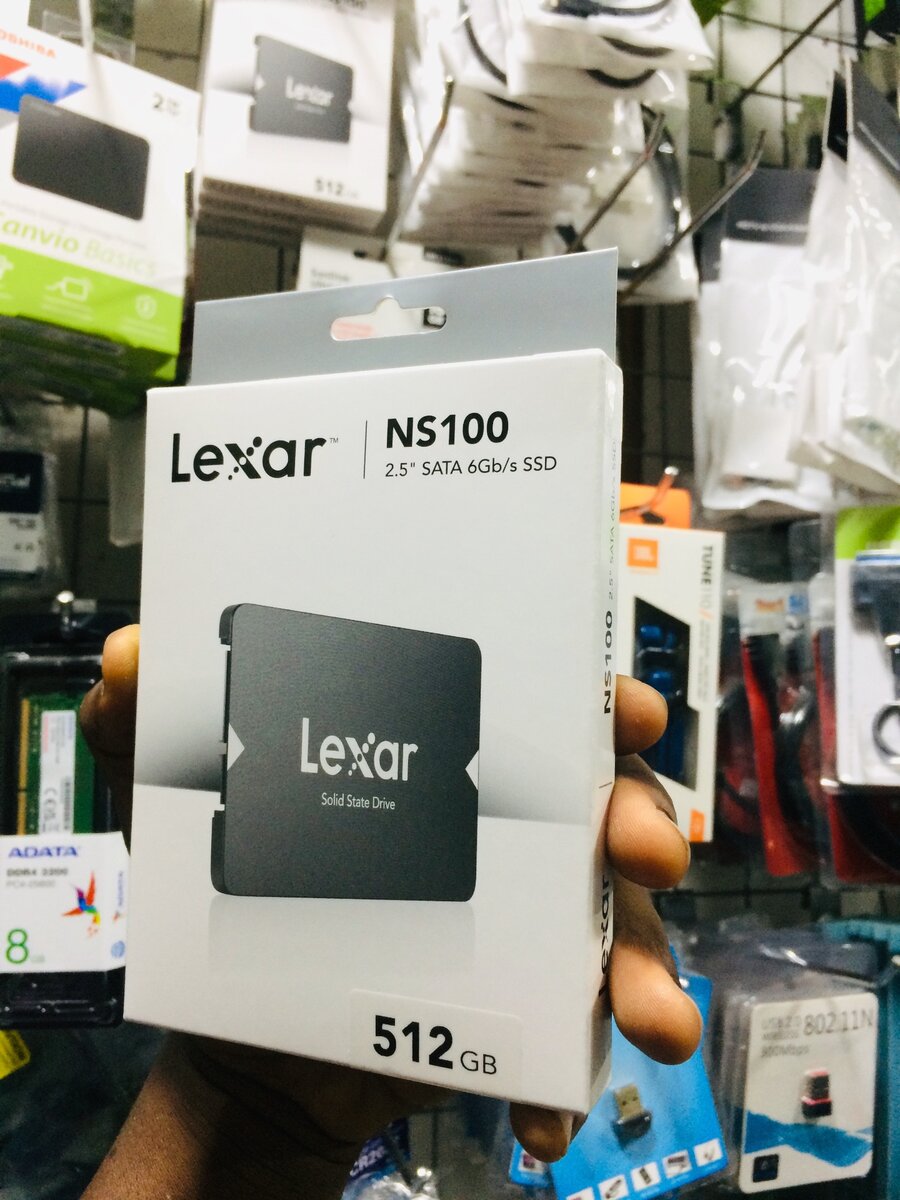LEXAR SSD. Drive.  512 gb