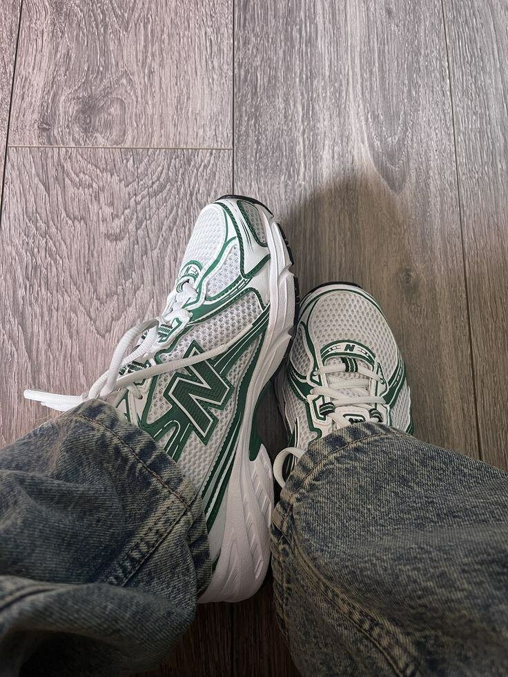 New Balance 740 White Green