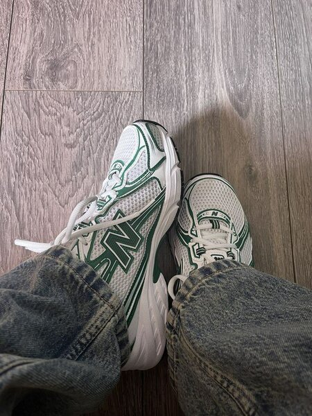 New Balance 740 White Green