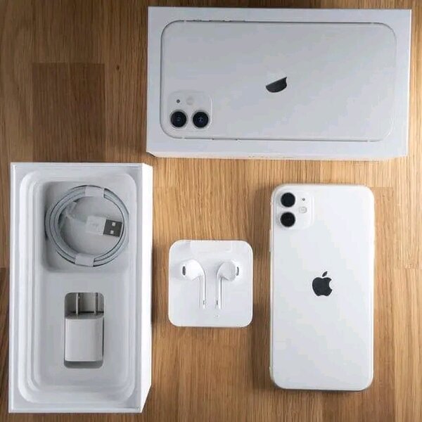 iPhone 11 Blanc Neuf Débloqué