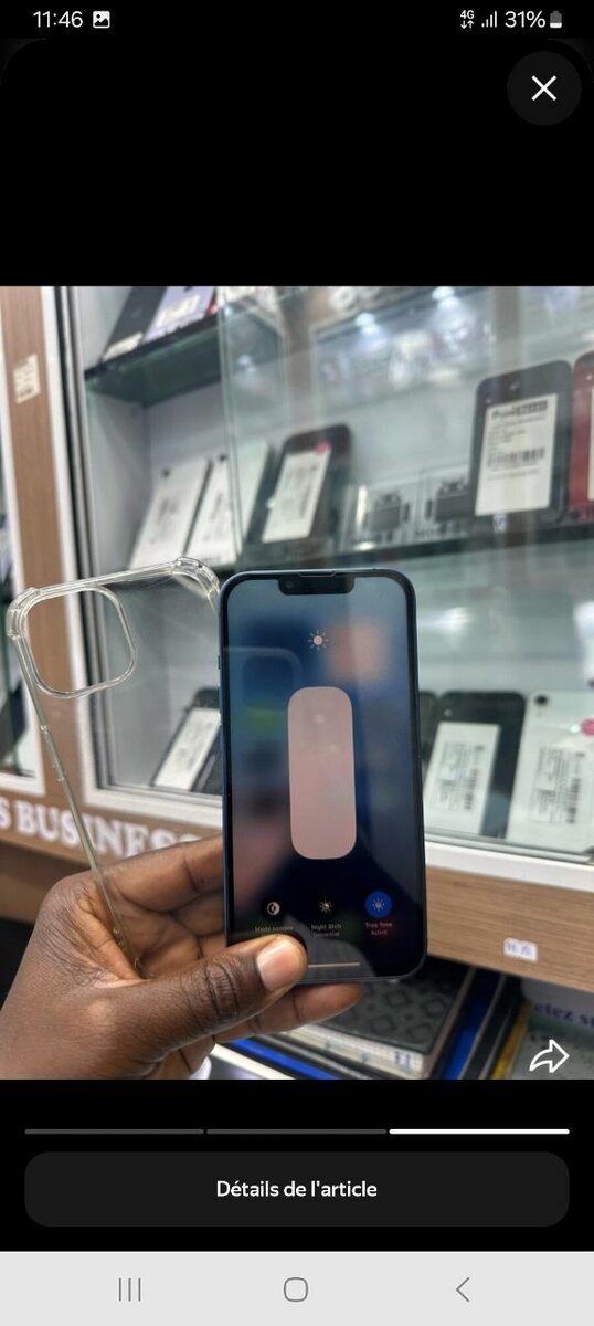 iPhone 13 Bleu avec Coque