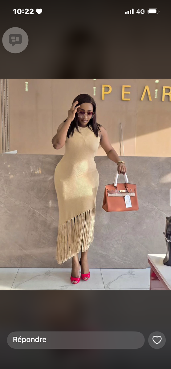 Robe élégante à franges