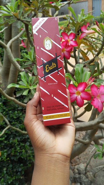 Bons parfums à odeur durable.