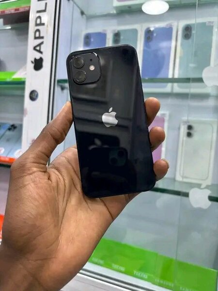 iPhone 11 simple