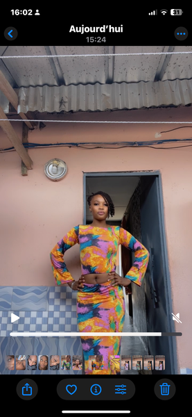 Robe longue colorée chic