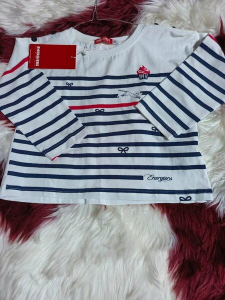 Ensemble fille .. 5 ans