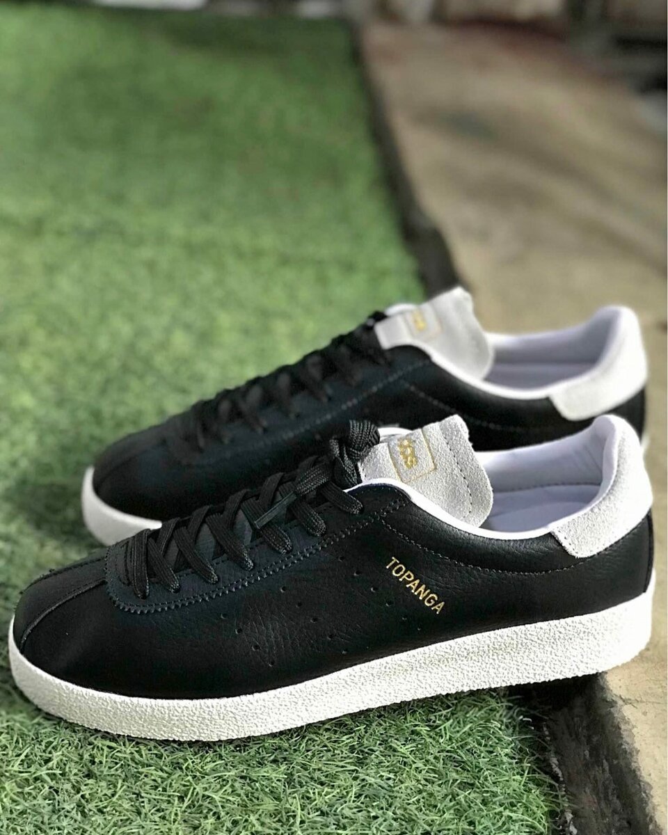 Adidas Topanga Sneakers